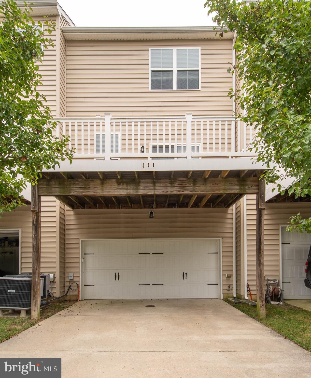 ELLENDALE - Residential