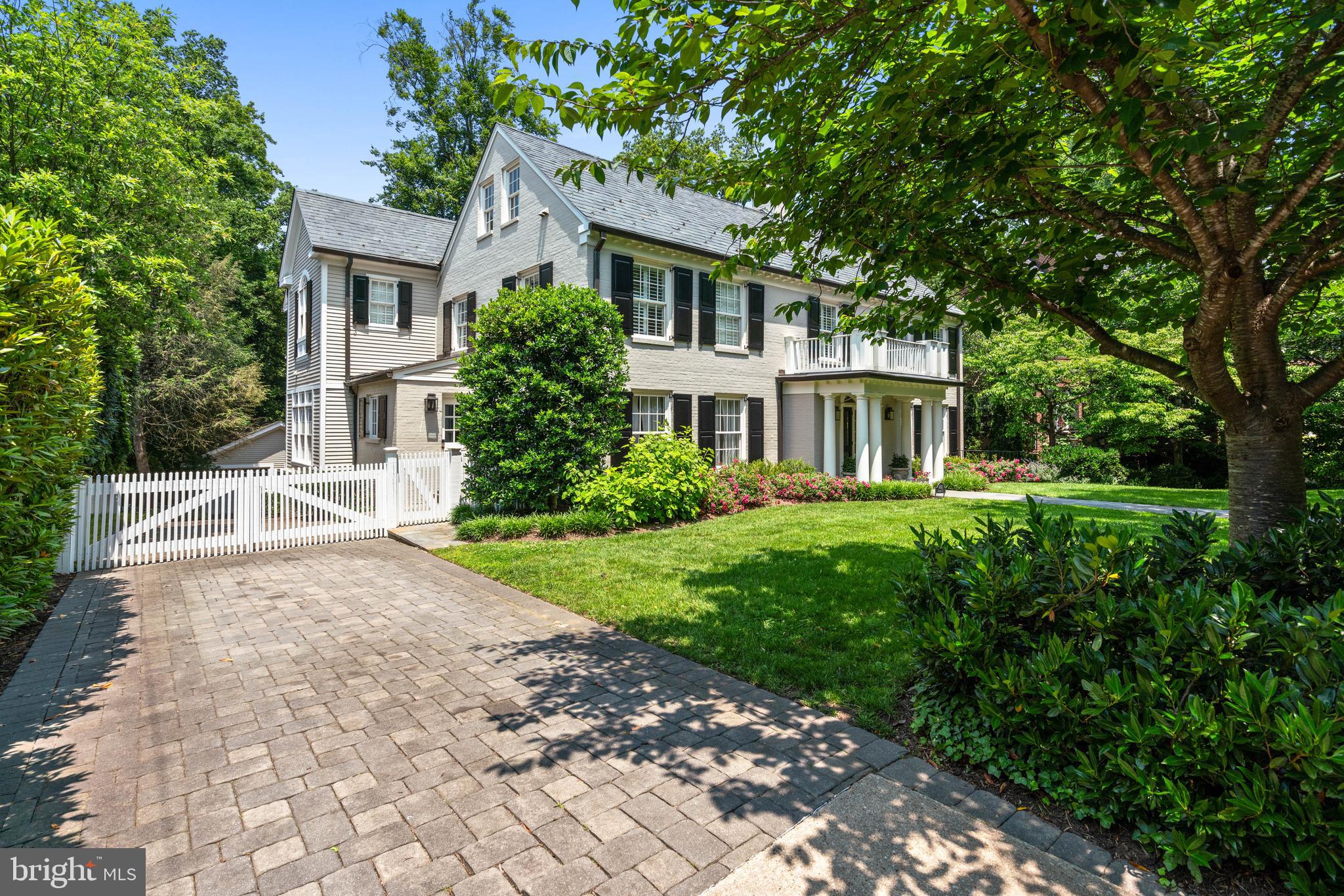 WESLEY HEIGHTS - Residential