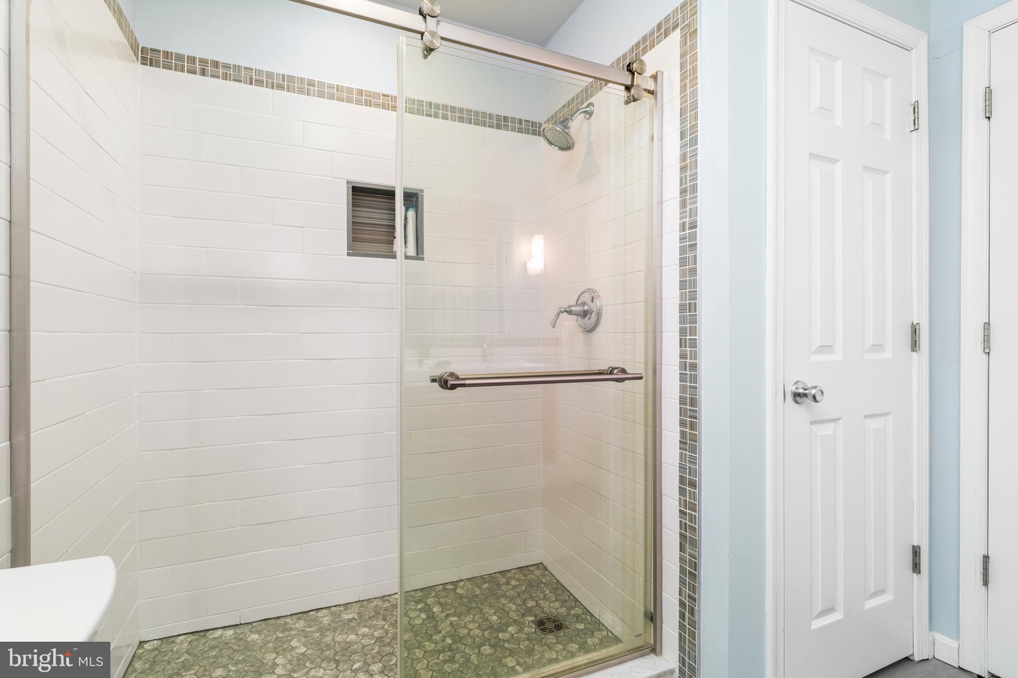 ASHLAND - Residential