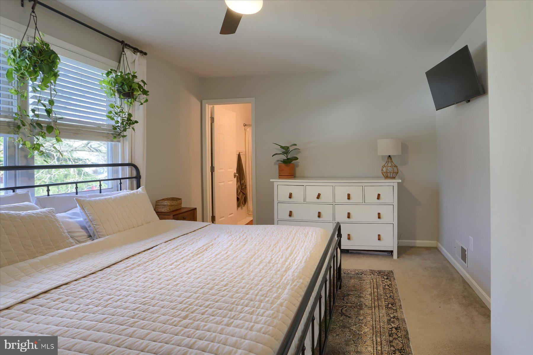 JONATHAN PARK - Residential