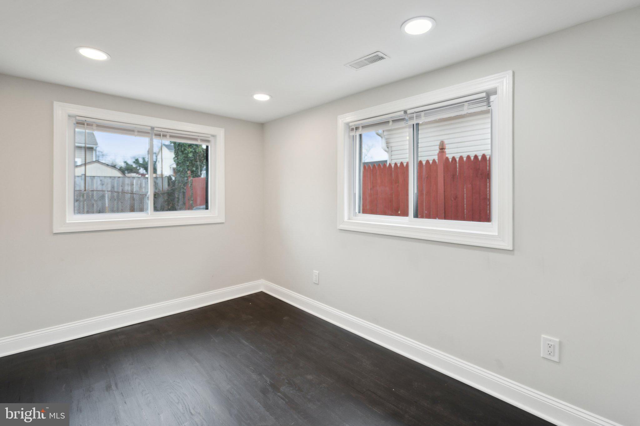 CARMODY HILLS - Residential