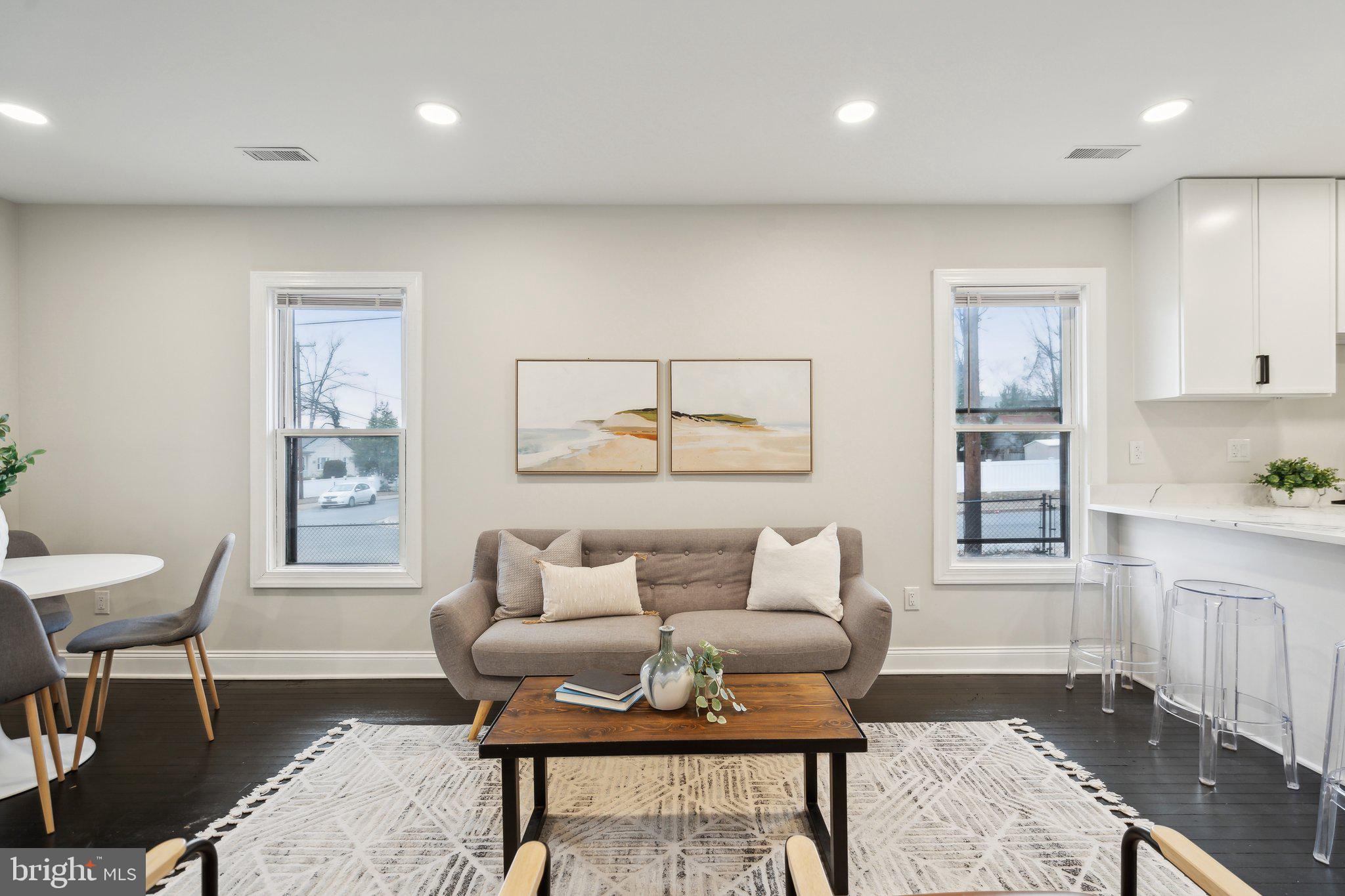 CARMODY HILLS - Residential