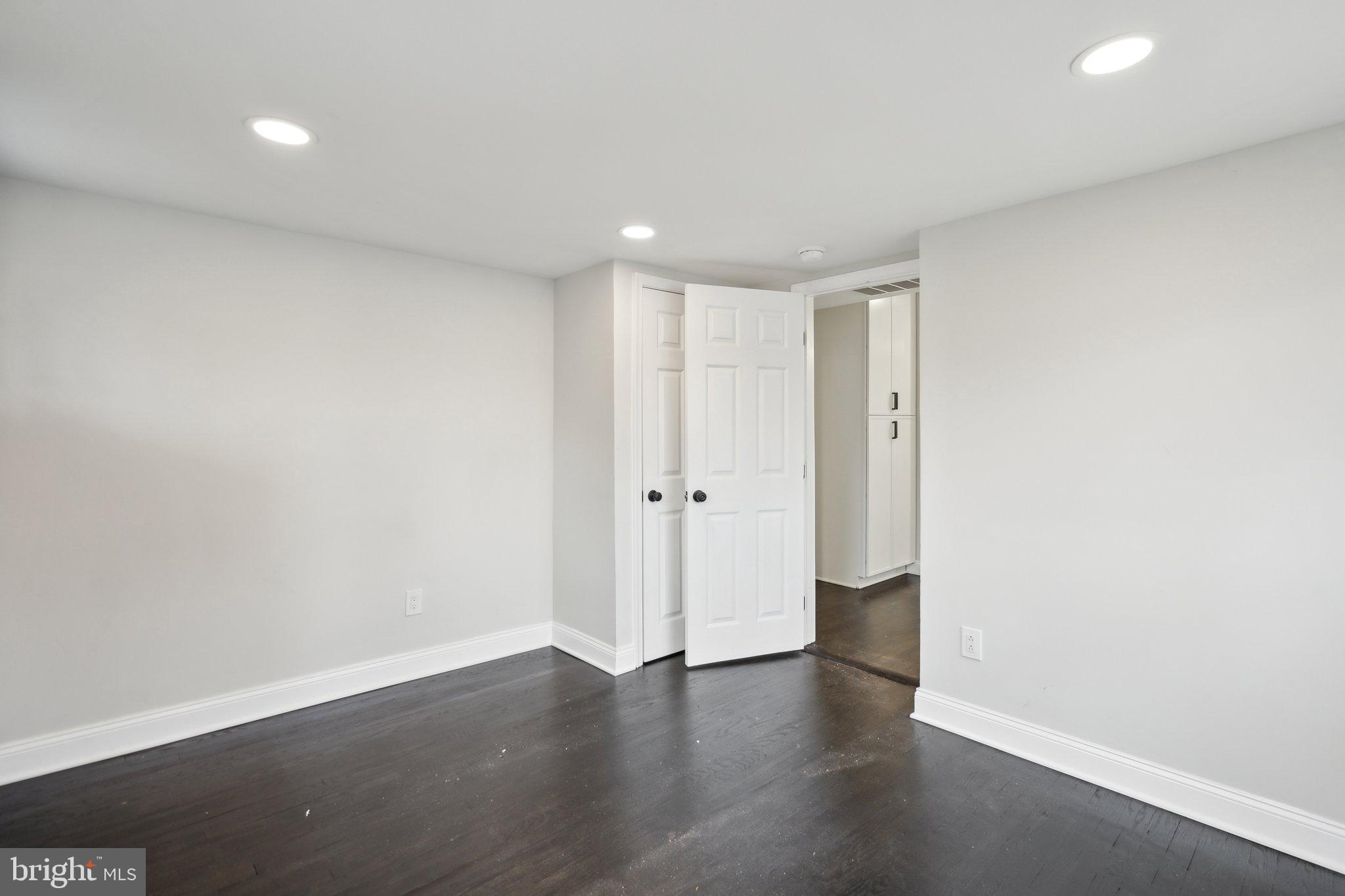 CARMODY HILLS - Residential