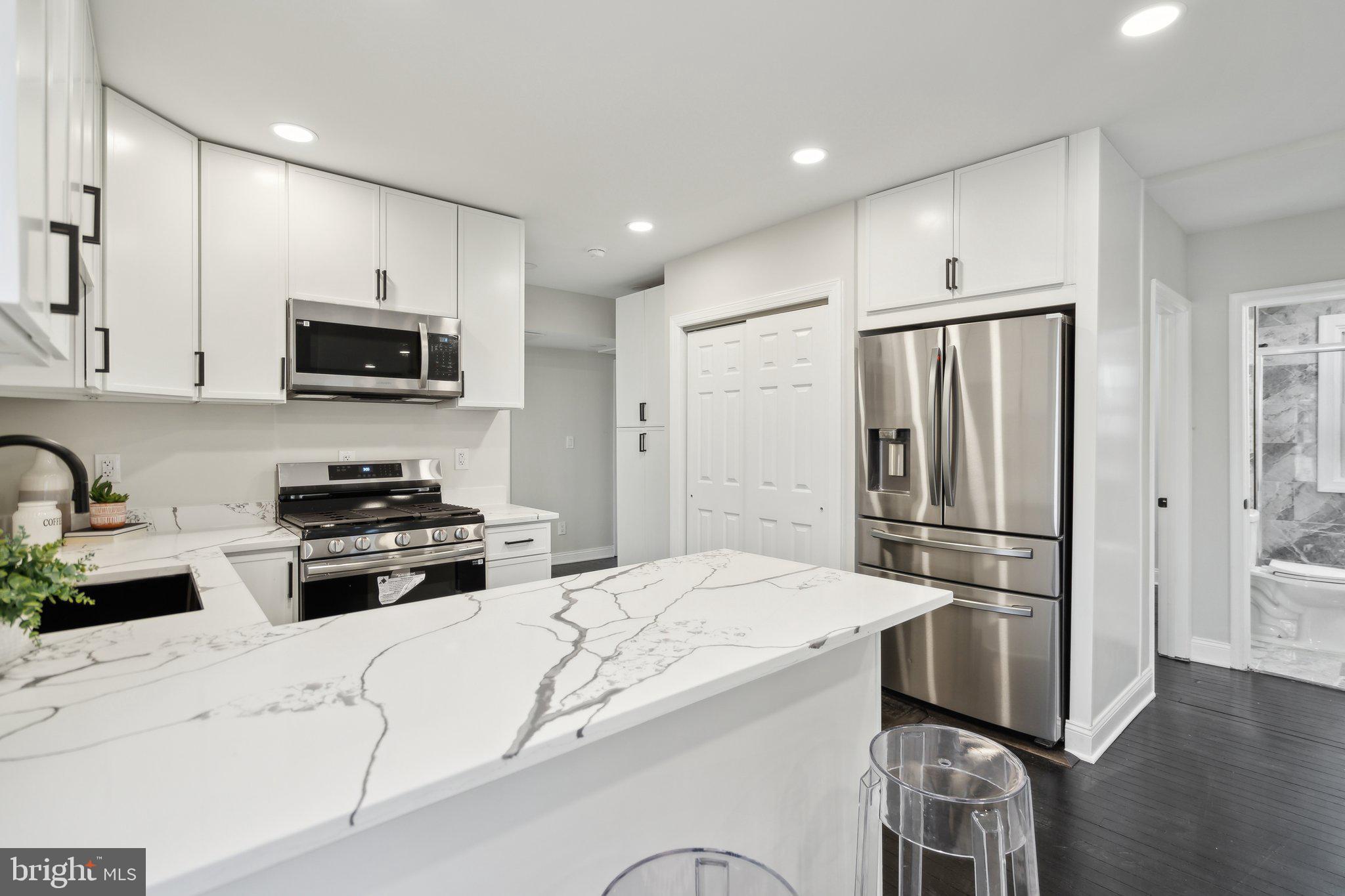 CARMODY HILLS - Residential