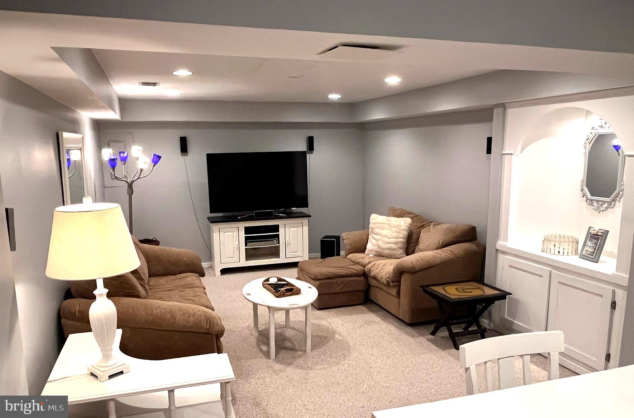 ARROWHEAD - Residential