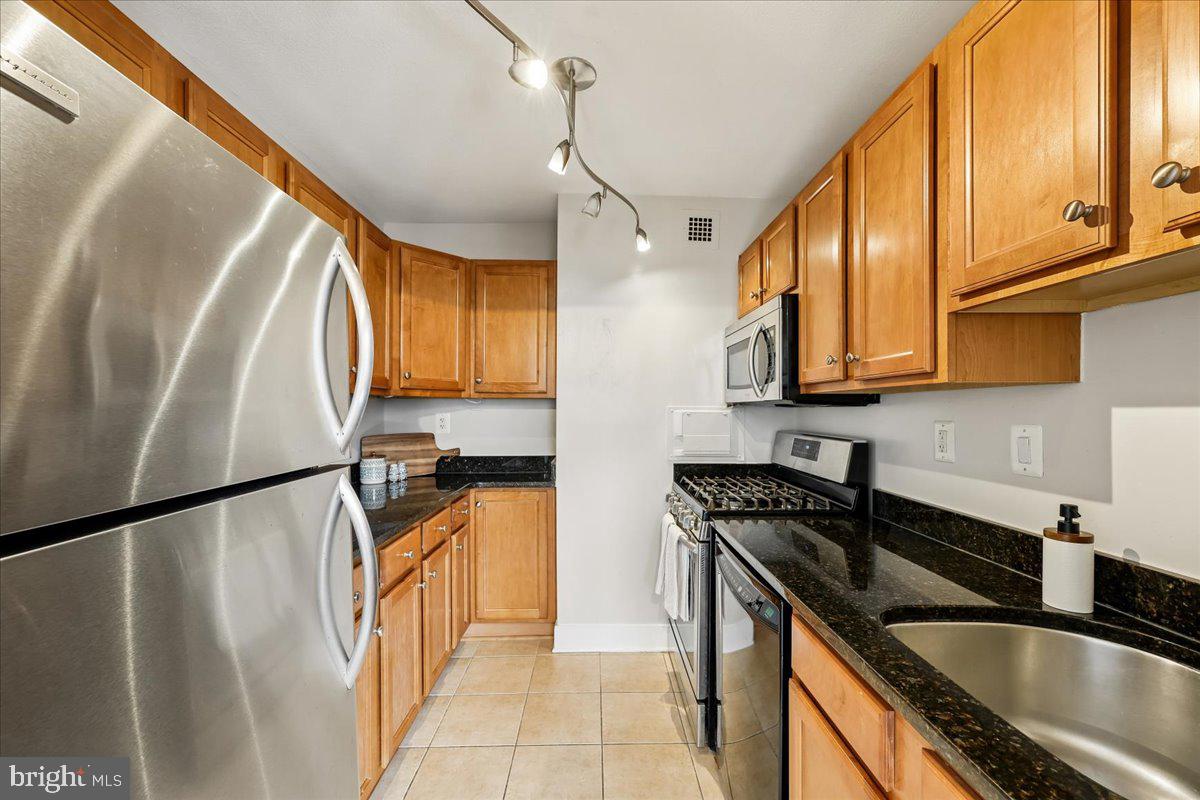 MICA CODM @ SILVER SPRING - Residential