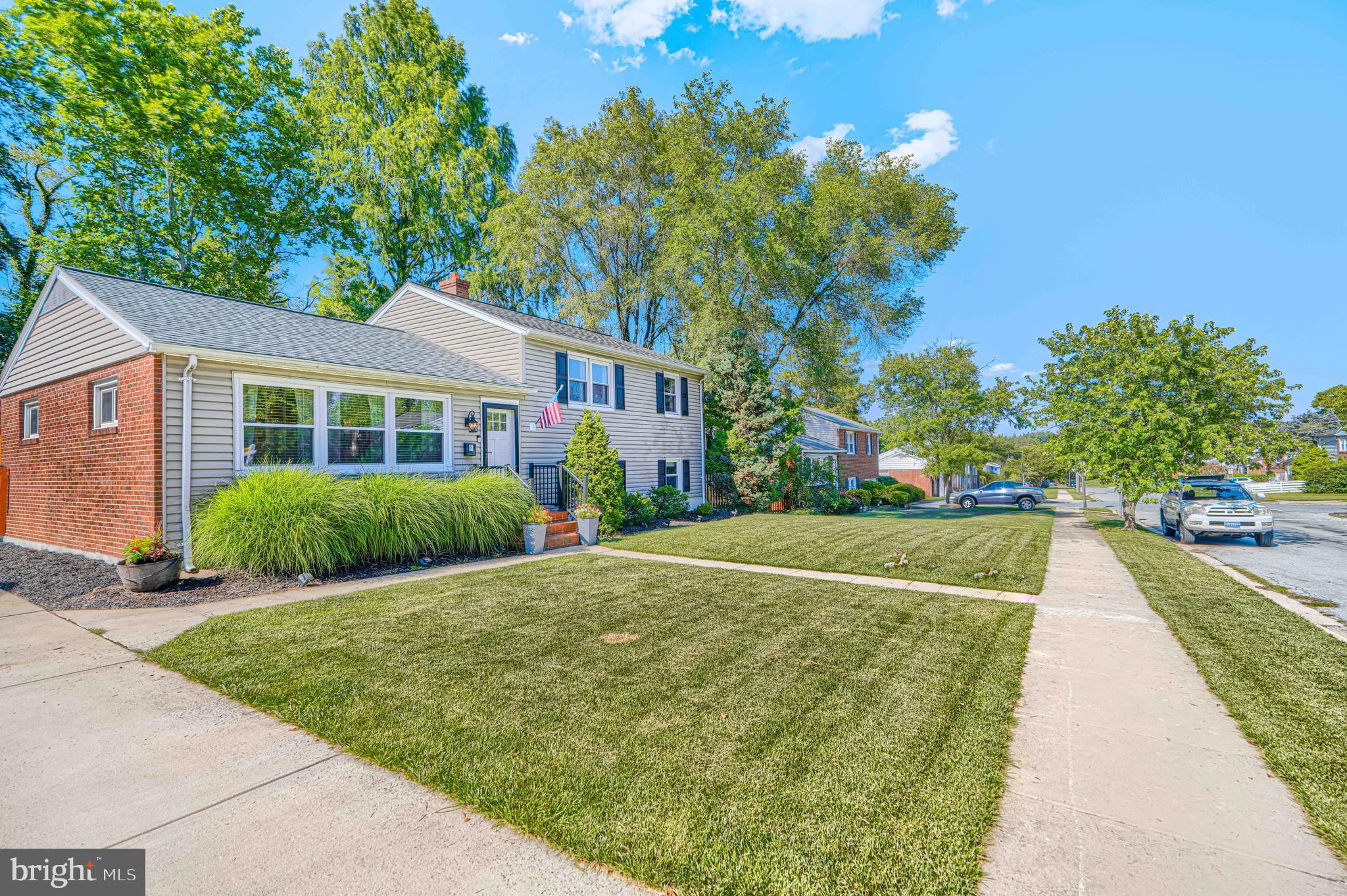 RIDGEFIELD - Residential
