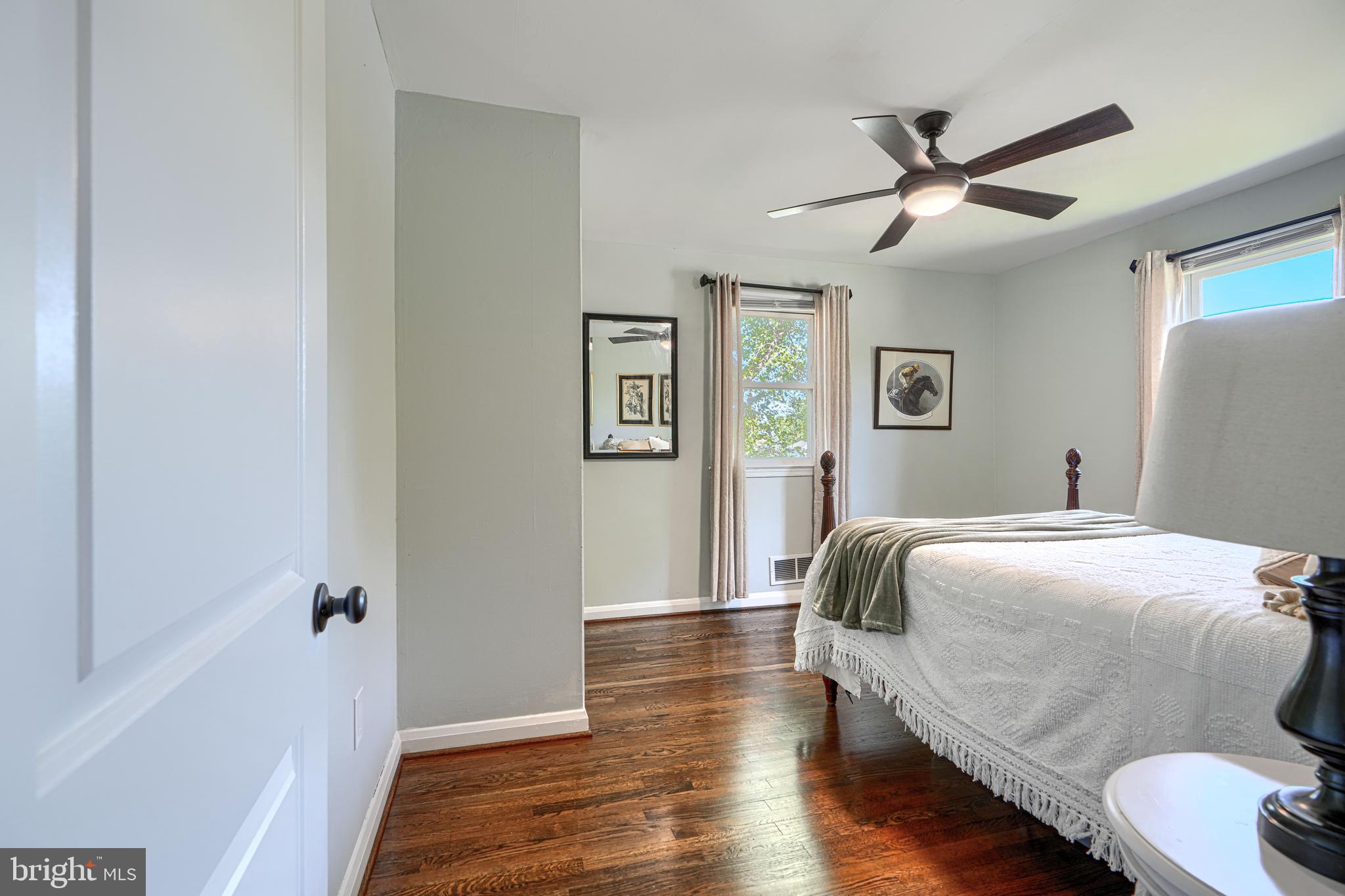 RIDGEFIELD - Residential