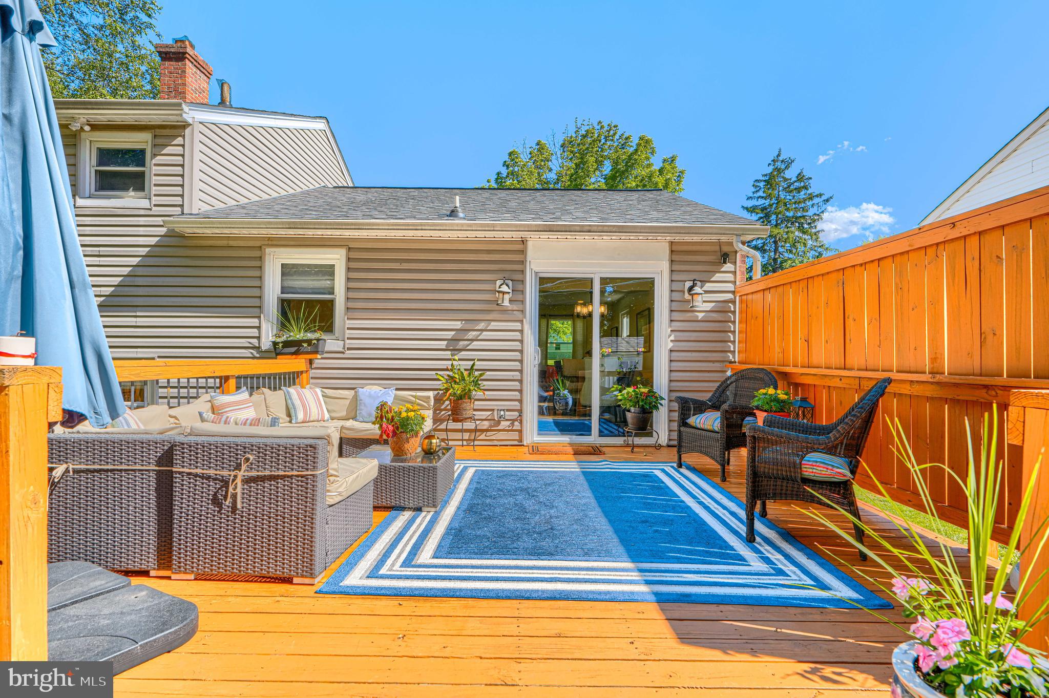 RIDGEFIELD - Residential