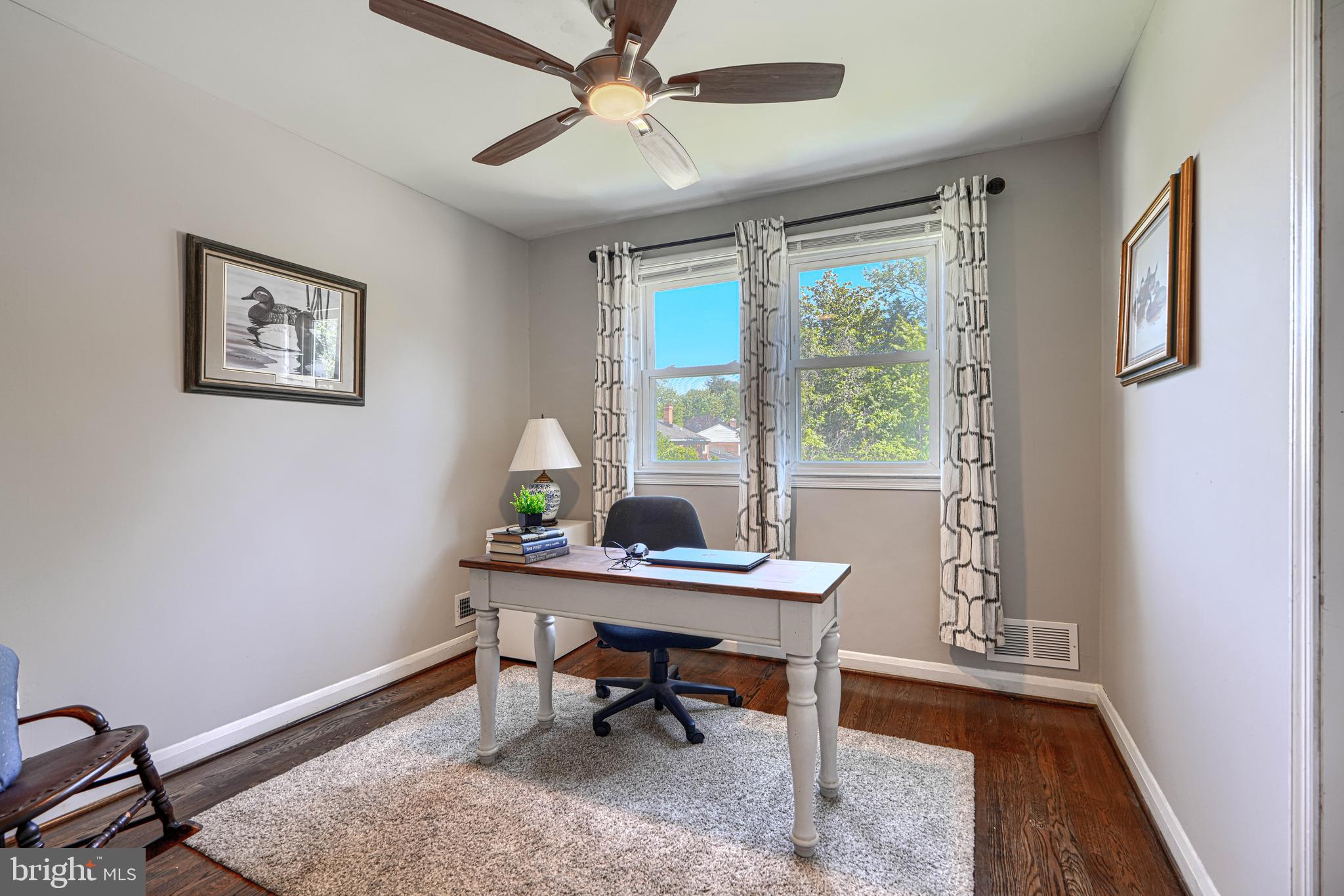 RIDGEFIELD - Residential