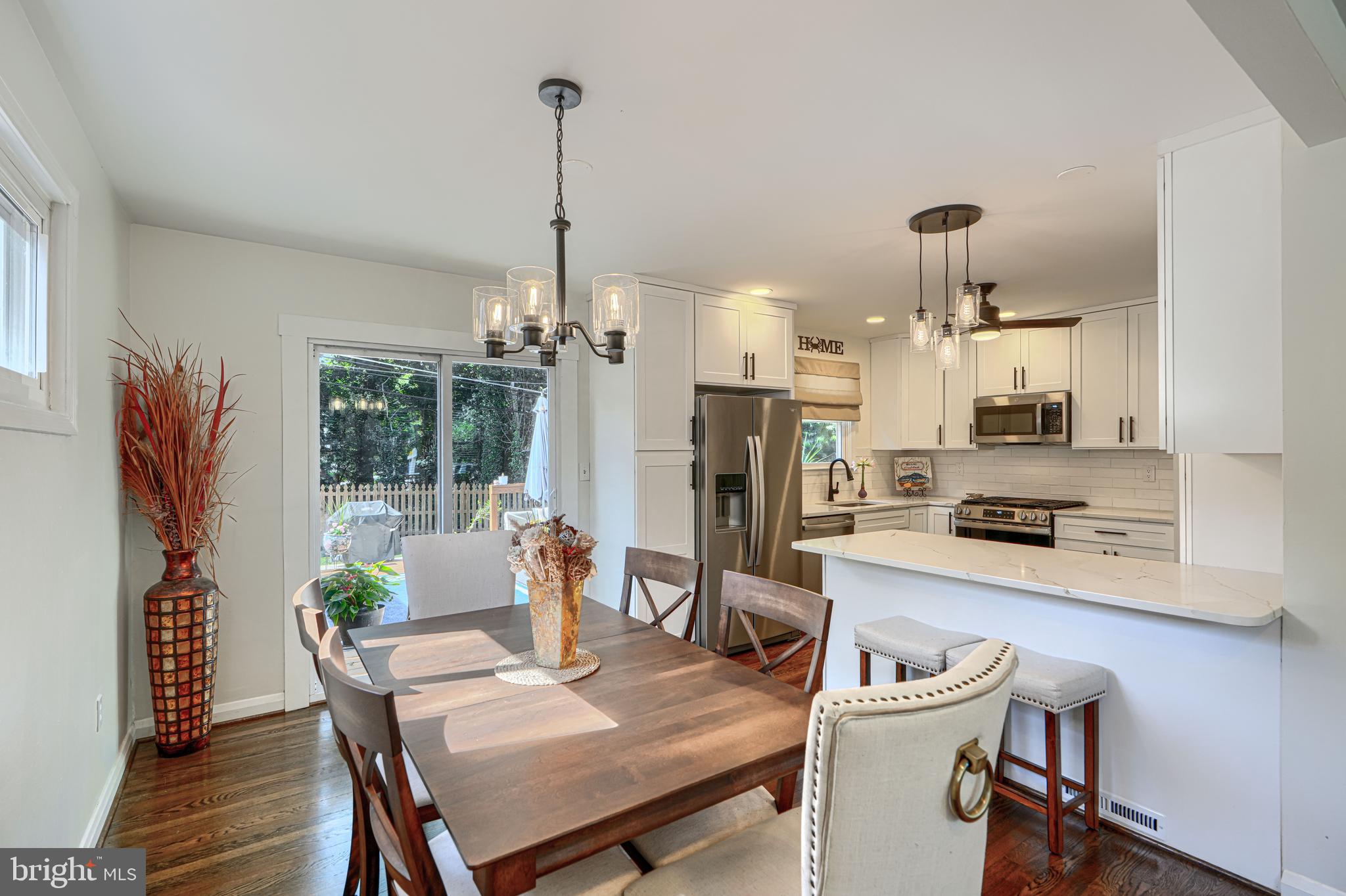 RIDGEFIELD - Residential