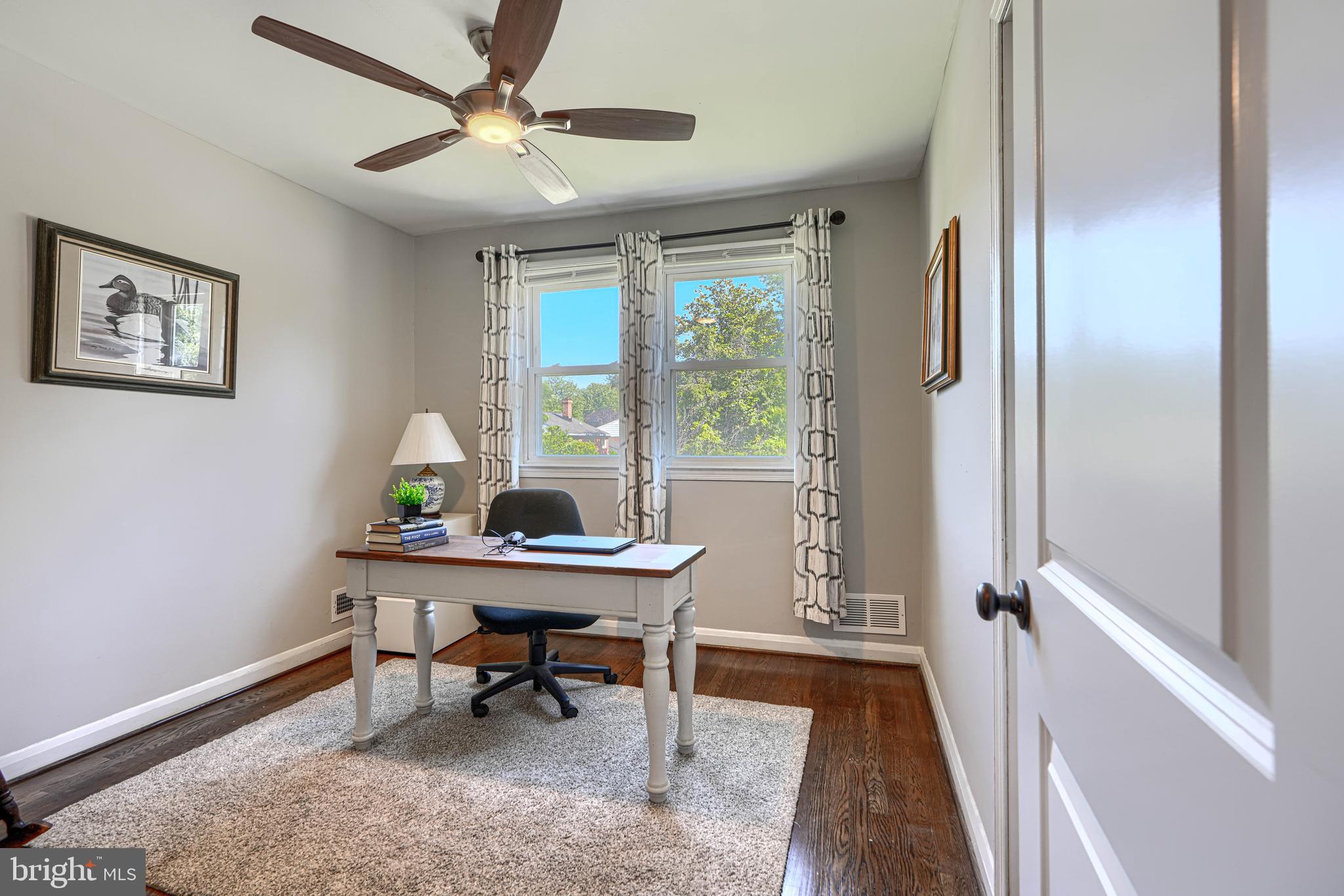 RIDGEFIELD - Residential