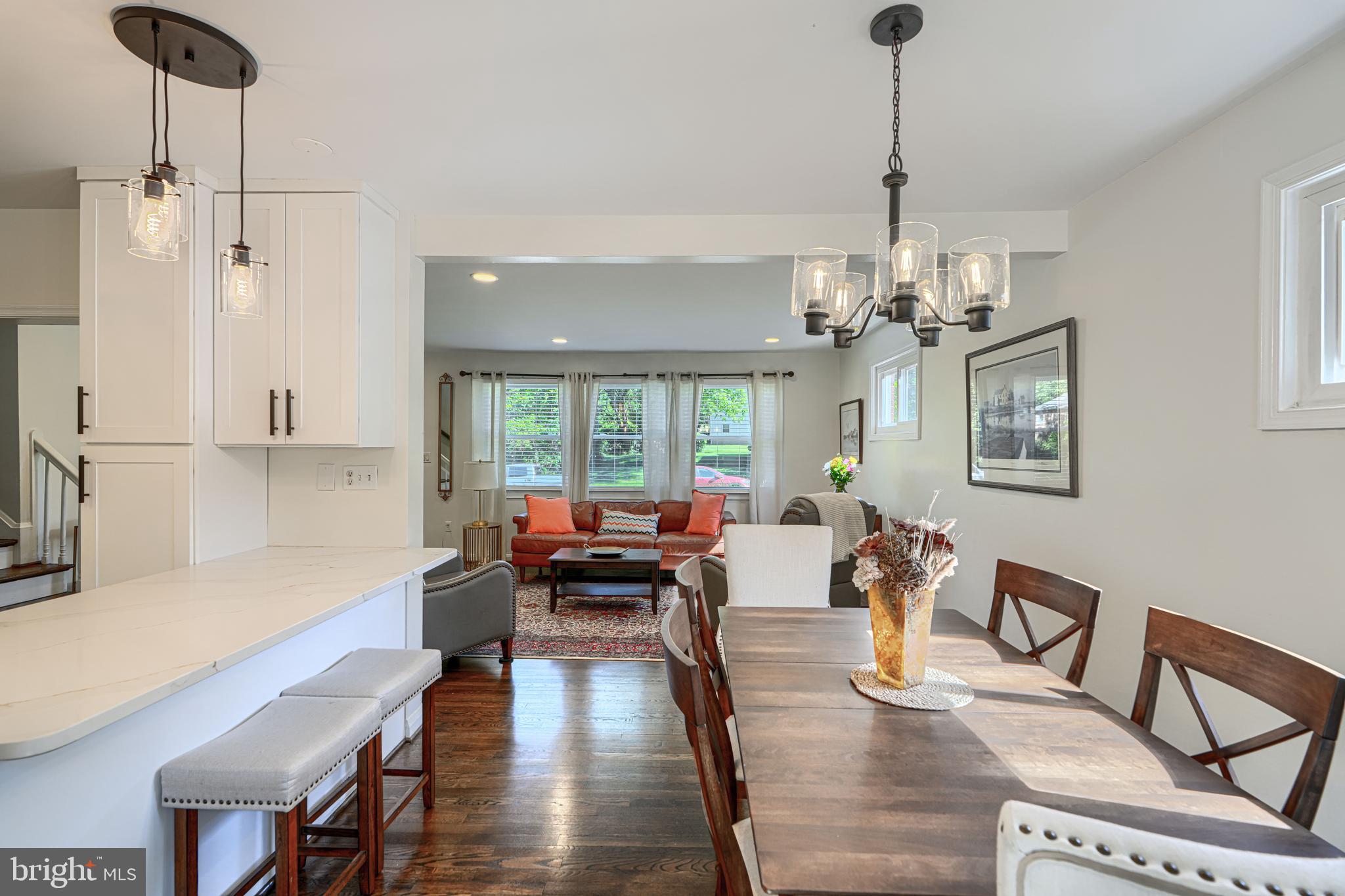 RIDGEFIELD - Residential