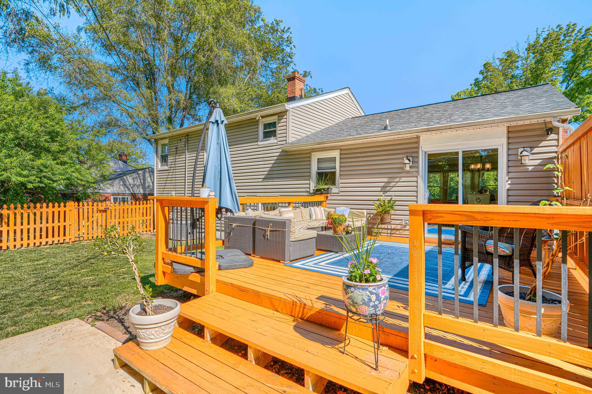RIDGEFIELD - Residential