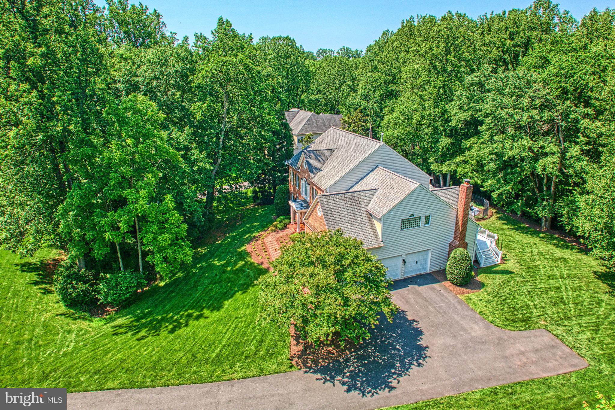 WOODLAND ESTATES - Residential