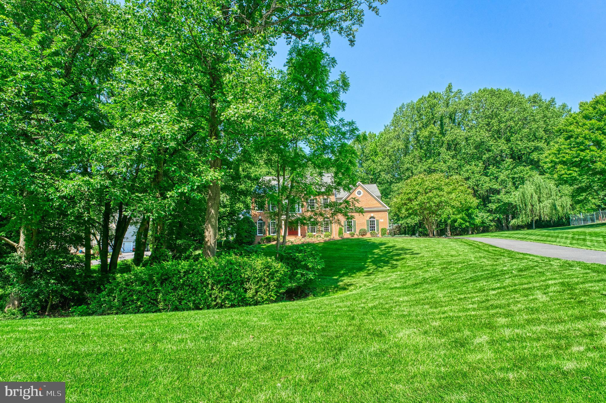 WOODLAND ESTATES - Residential