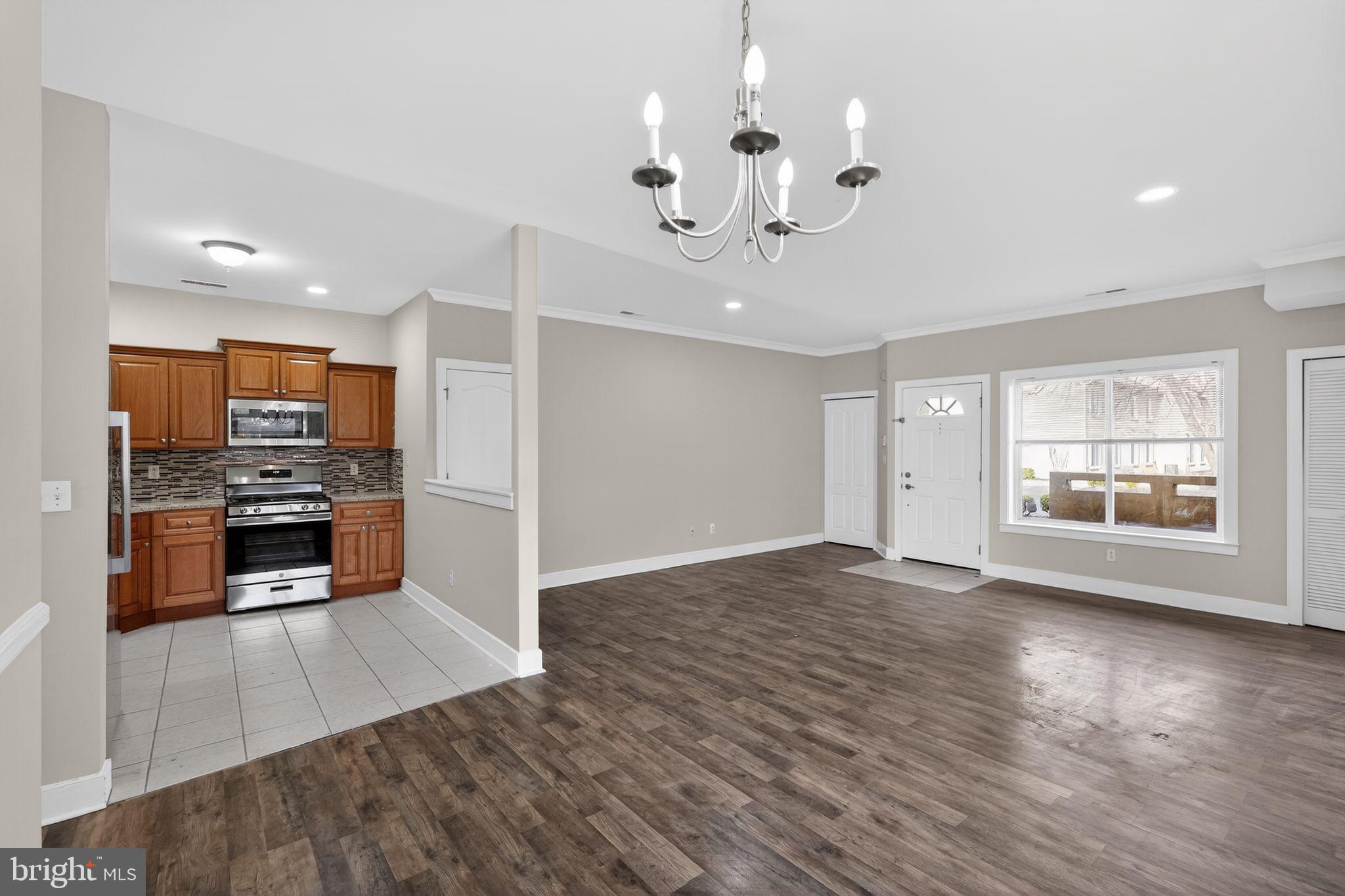 PHILADELPHIA (NORTHEAST) - Residential