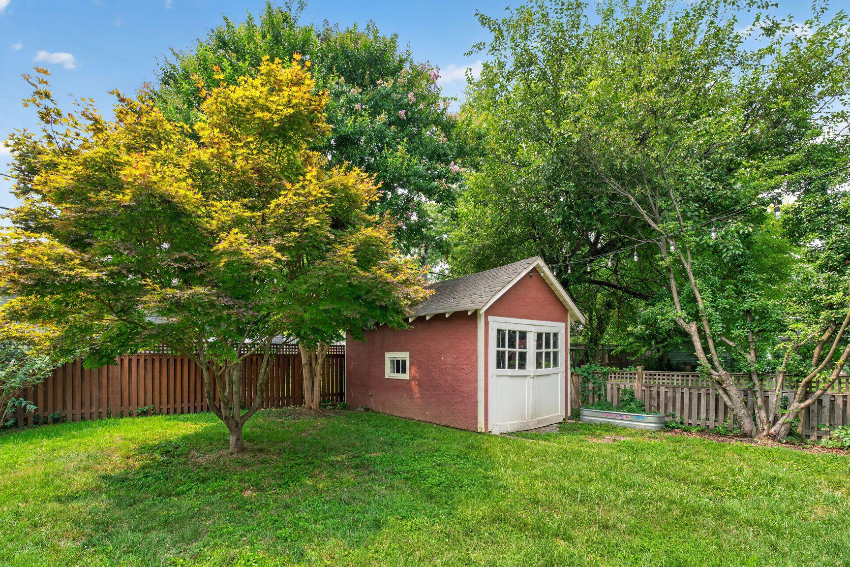 ASHTON HEIGHTS - Residential
