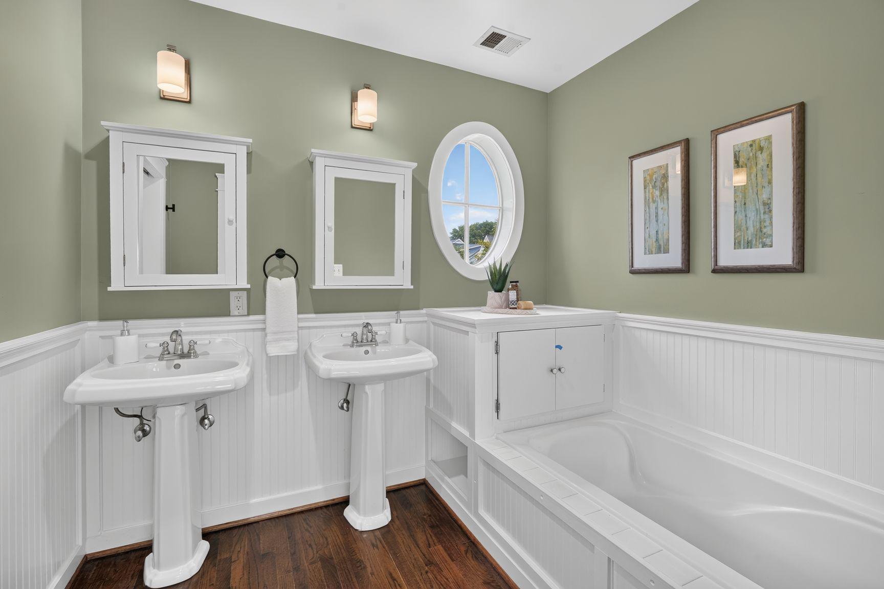 ASHTON HEIGHTS - Residential