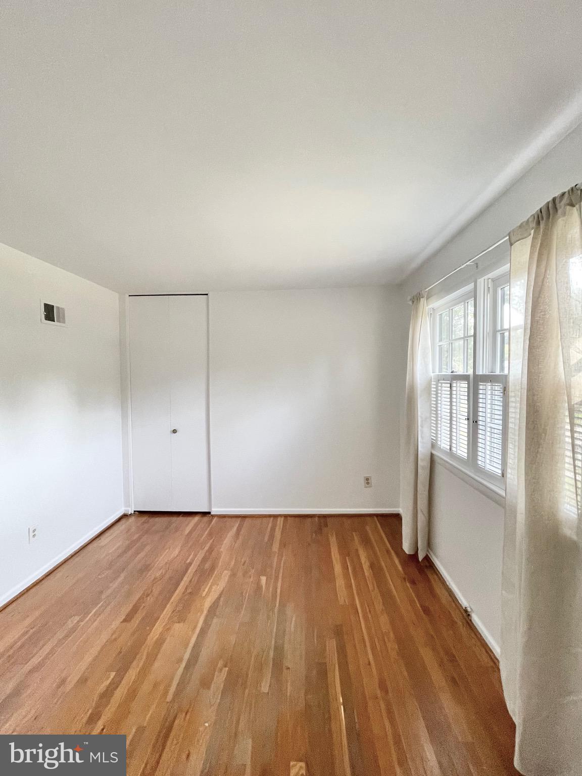 RIVERSIDE ESTATES - Residential