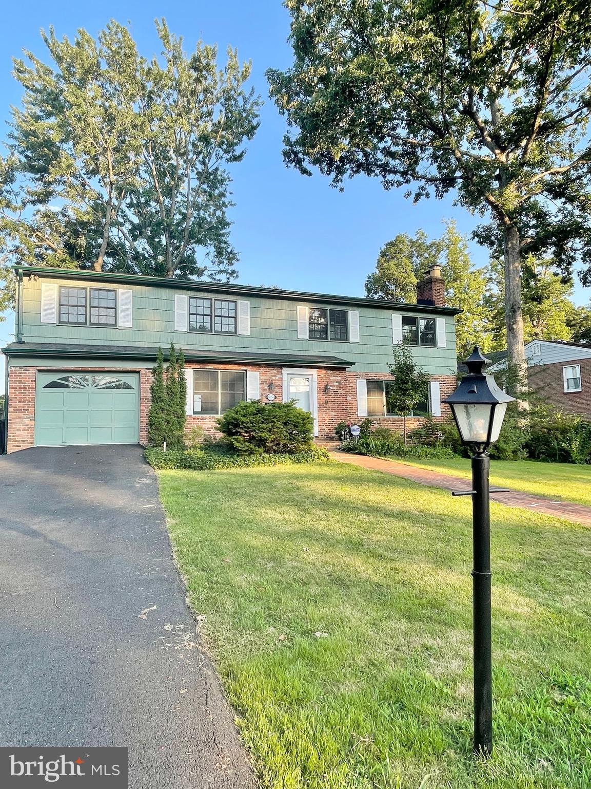 RIVERSIDE ESTATES - Residential