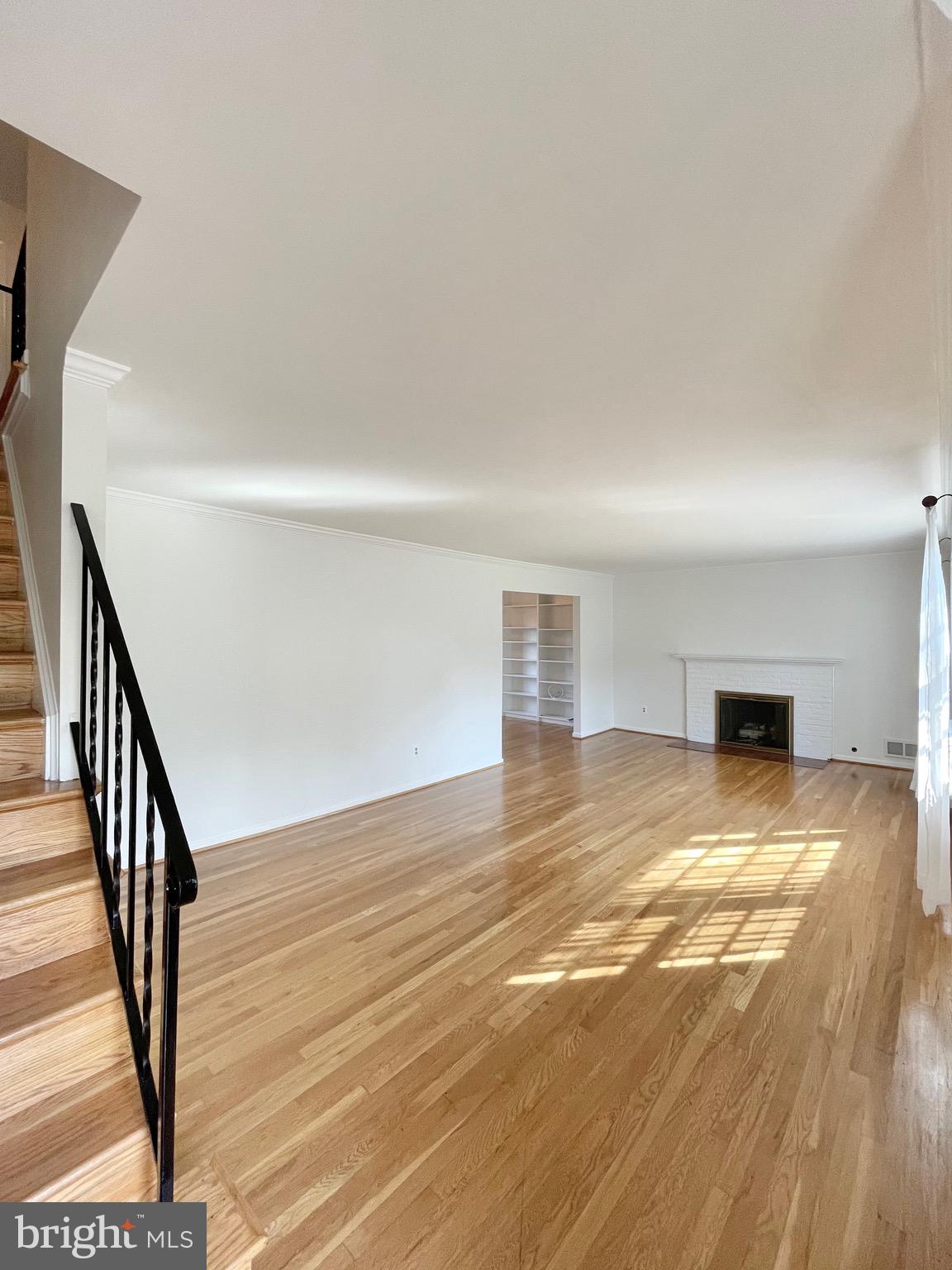 RIVERSIDE ESTATES - Residential