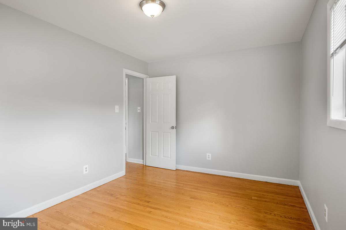 ROSECROFT PARK - Residential Lease