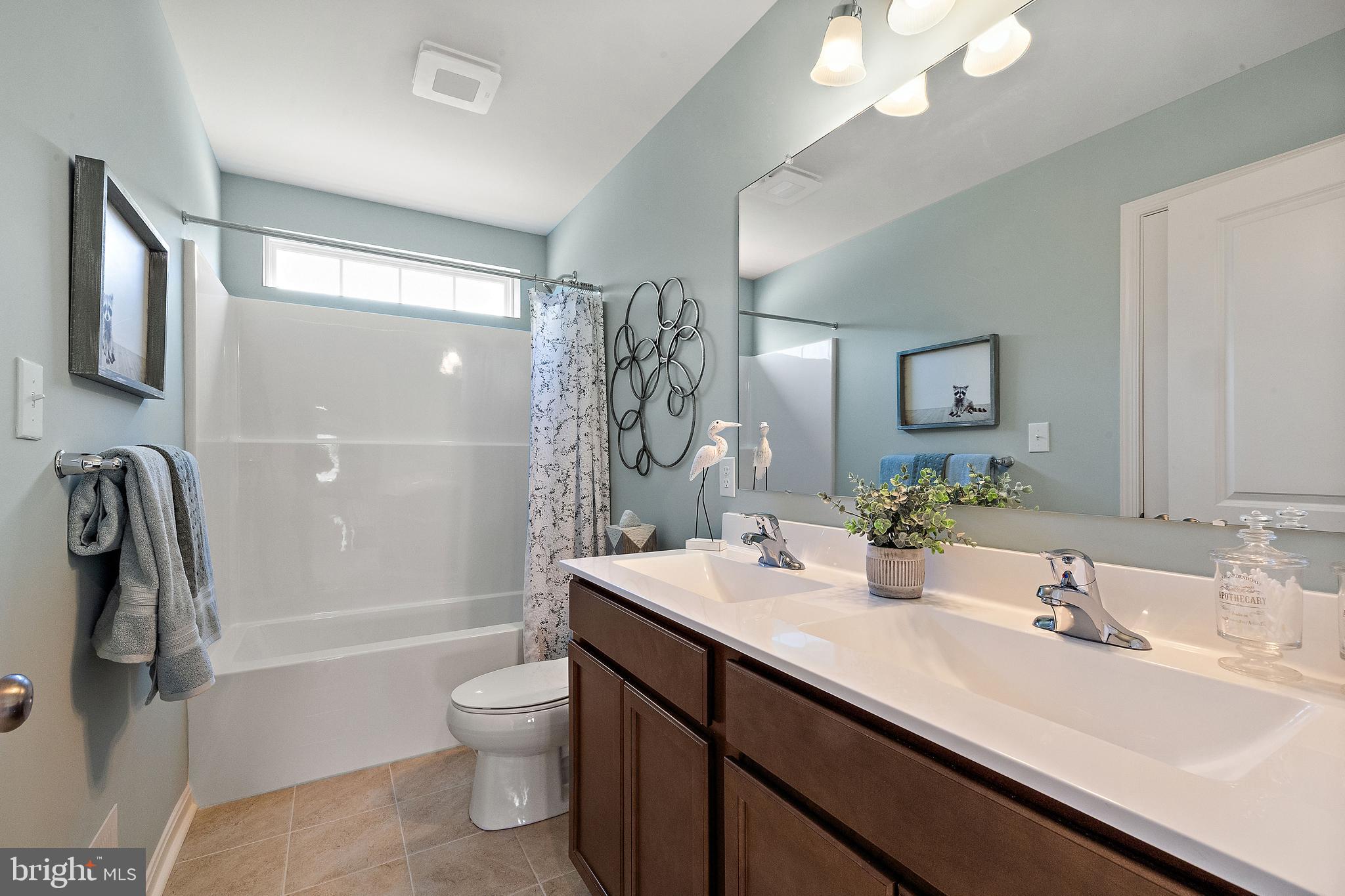 POND VIEW ESTATES - Residential