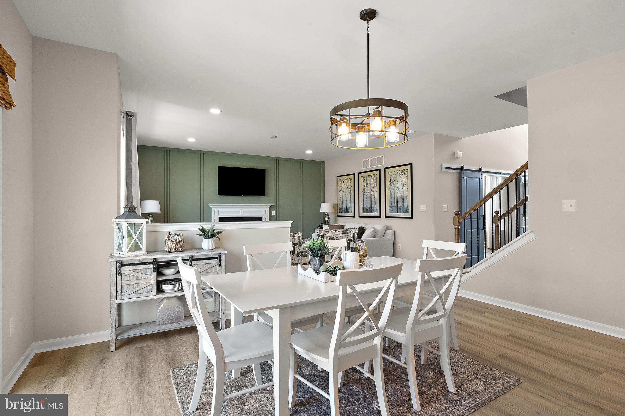 POND VIEW ESTATES - Residential