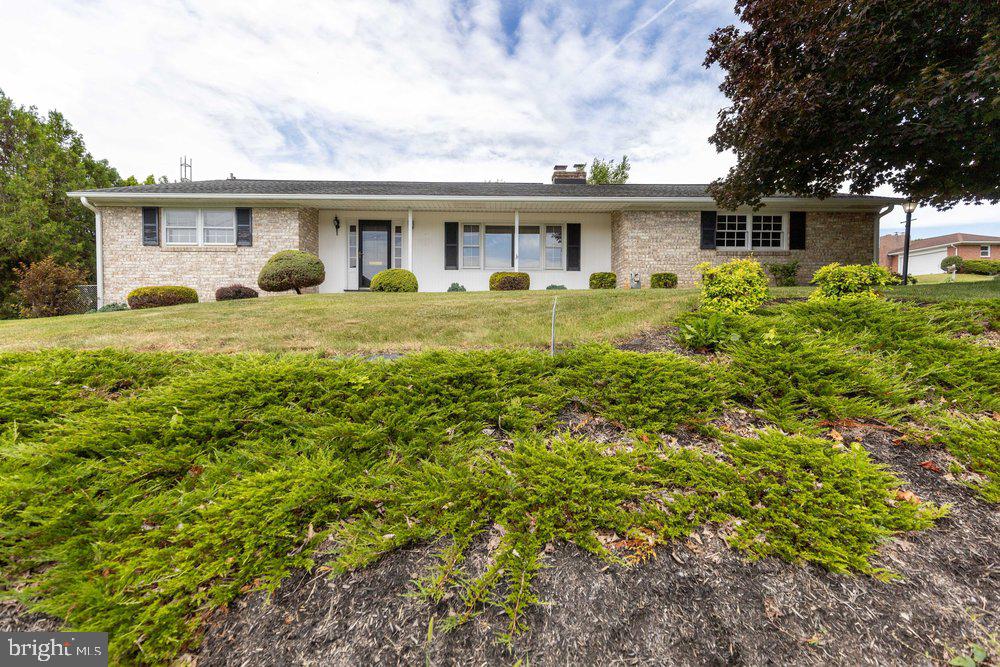 NORTH GUILFORD HILLS - Residential