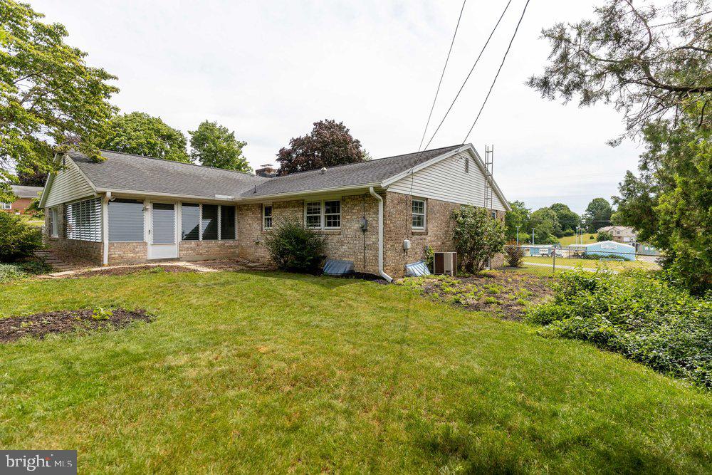 NORTH GUILFORD HILLS - Residential