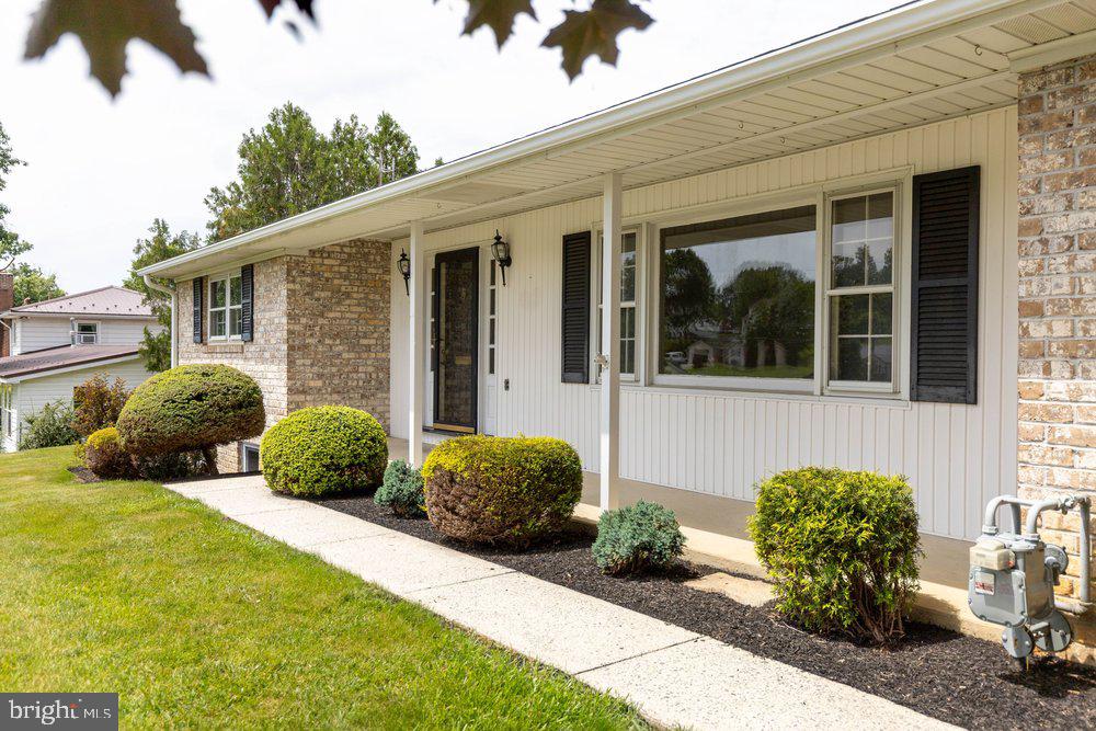NORTH GUILFORD HILLS - Residential