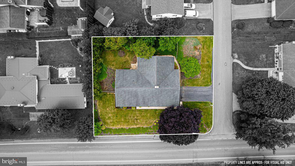 NORTH GUILFORD HILLS - Residential