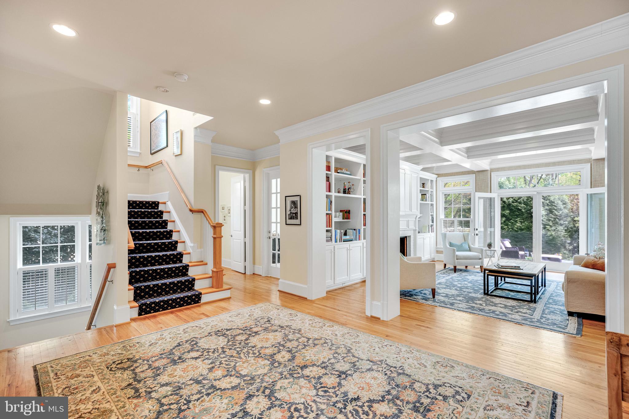 KENWOOD PARK - Residential