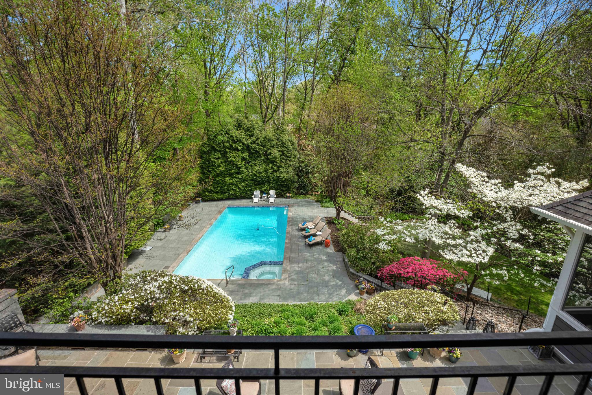 KENWOOD PARK - Residential