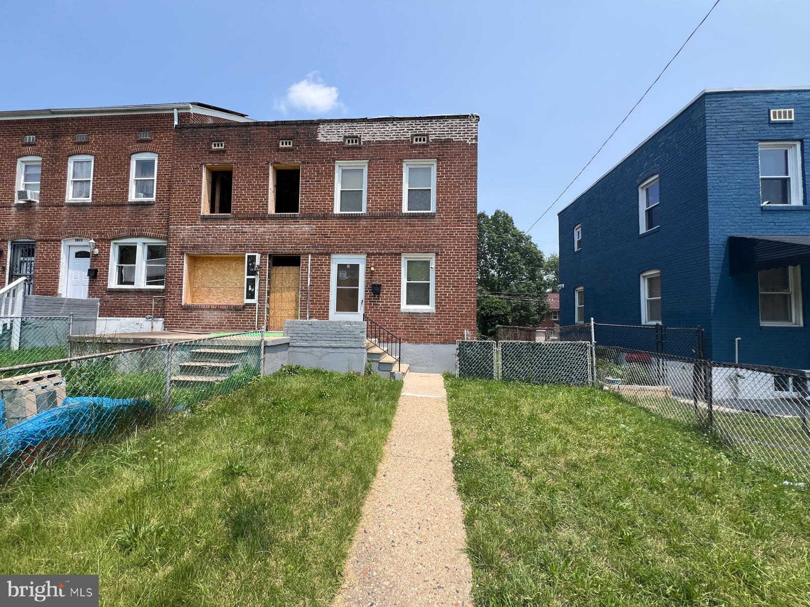ONLINE AUCTION: This auction takes place on the Ashland Auction Group website bidding platform. Bidding begins 6/2/2026 @ 10:00 AM. Bidding ends 6/4/2026 @ 12:30 PM. The list price is the suggested opening bid. Deposit: $7,500.

2-story townhouse located in the Cherry Hill neighborhood of Baltimore.
JUST MINUTES from MedStar Harbor Hospital and Middle Branch Park.
Easy access to major traffic artery Baltimore-Washington Parkway.
Property is tenant occupied.