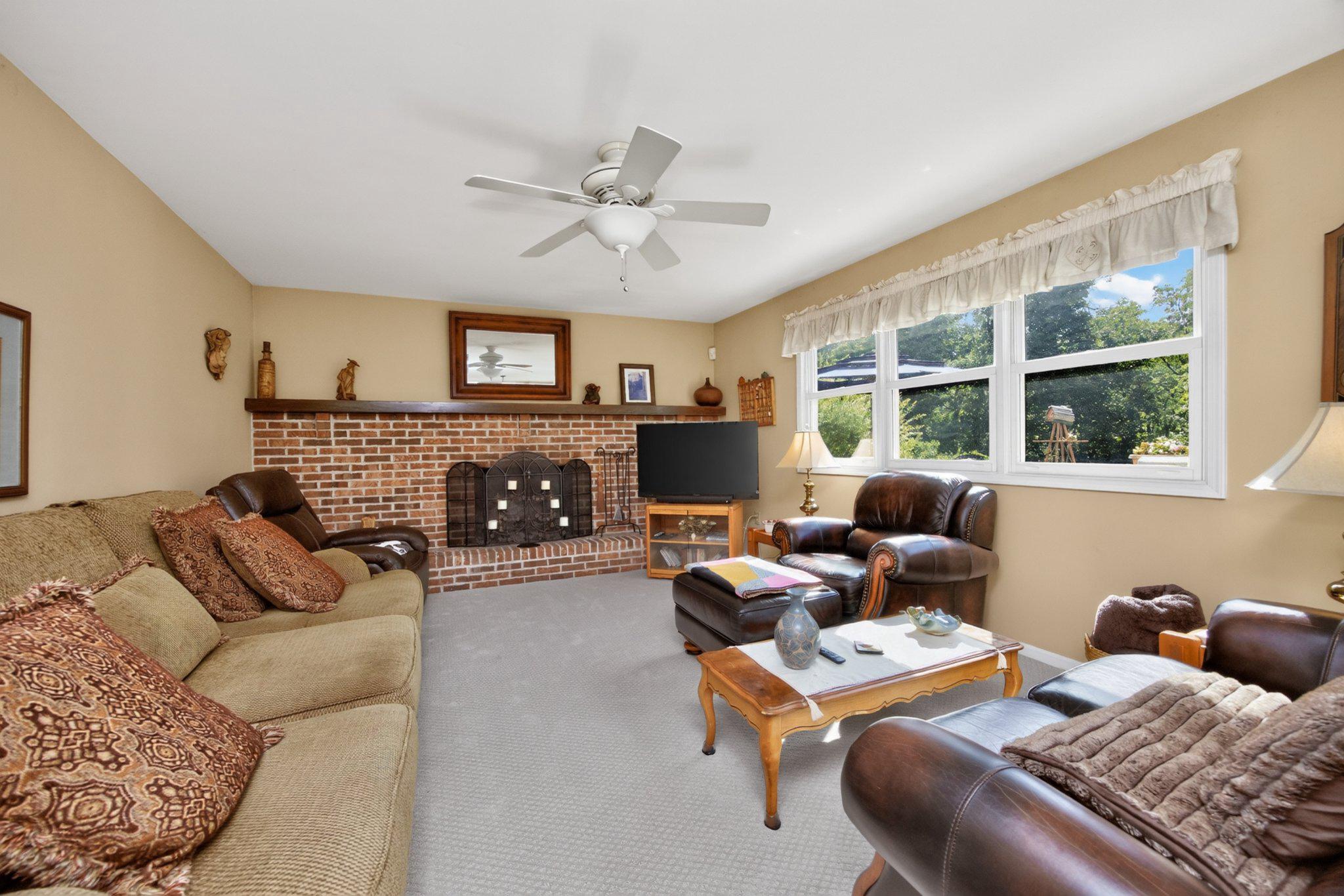 GWYNEDD SHIRES - Residential