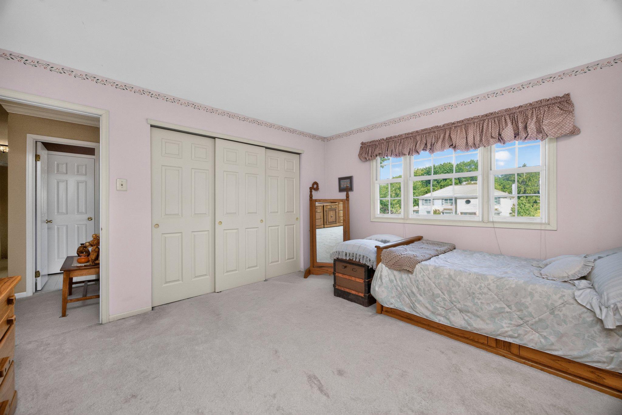 GWYNEDD SHIRES - Residential