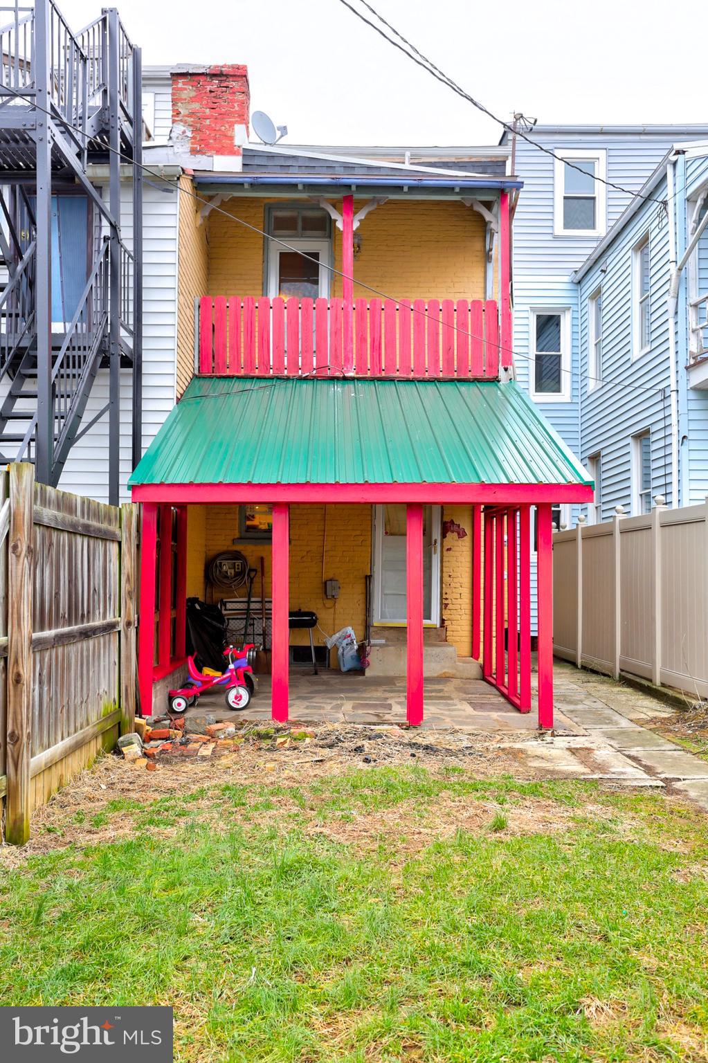 LANCASTER - Residential