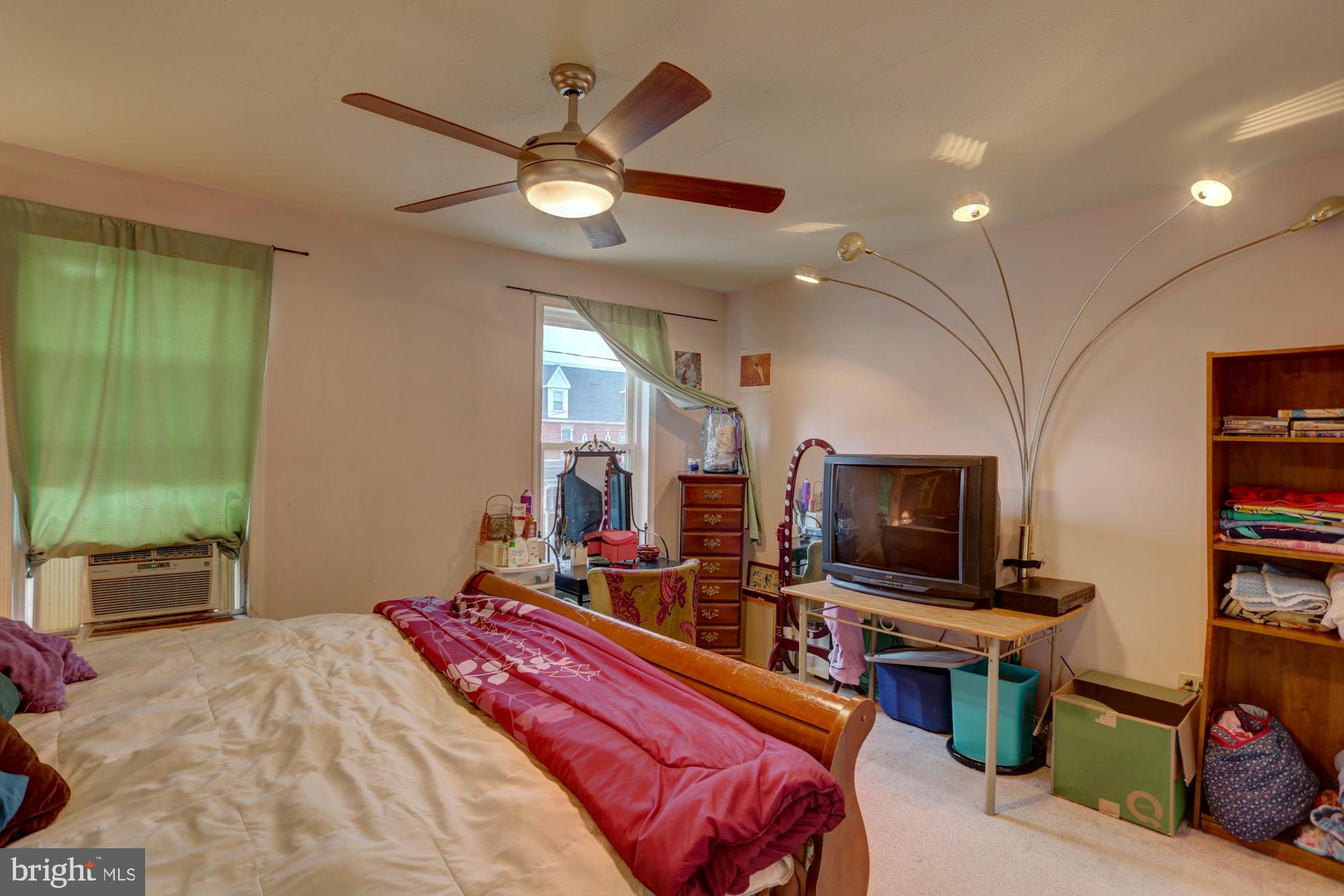 LANCASTER - Residential