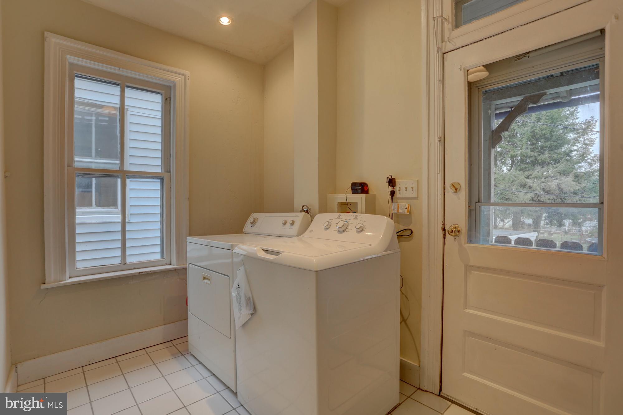 LANCASTER - Residential