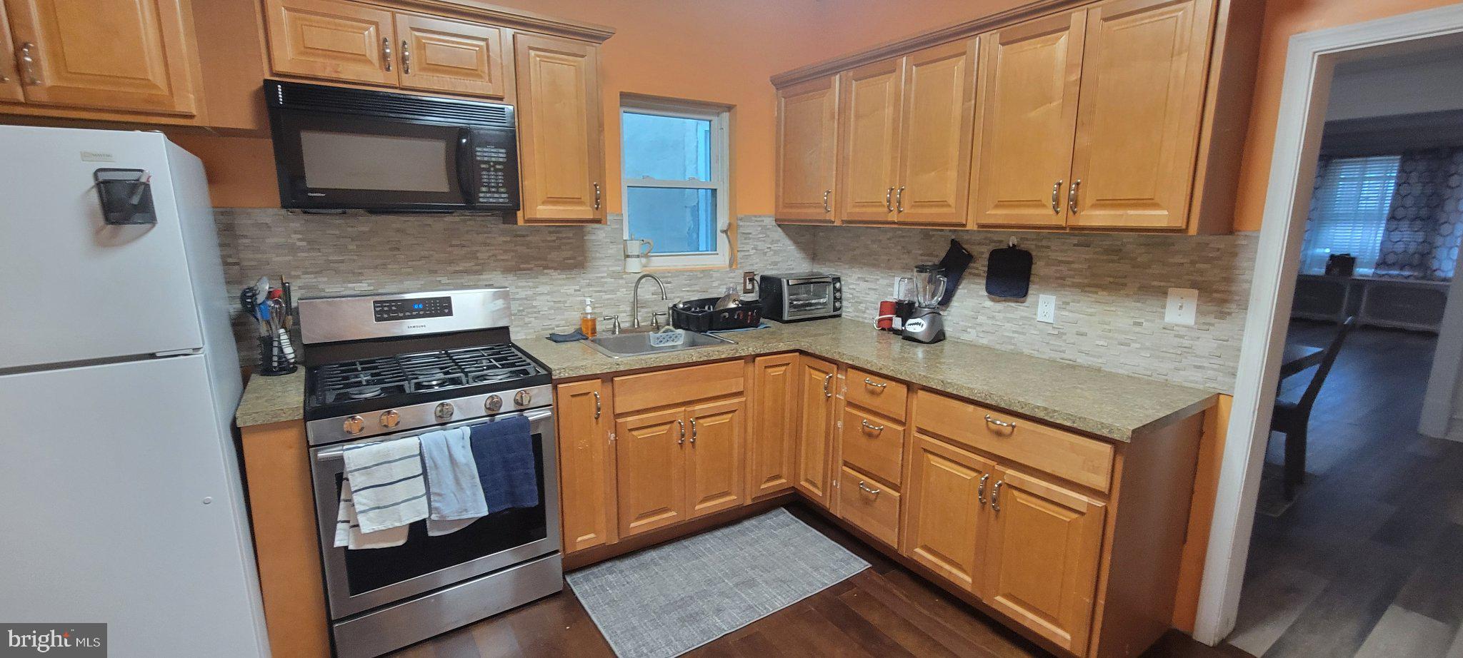 COBBS CREEK - Residential