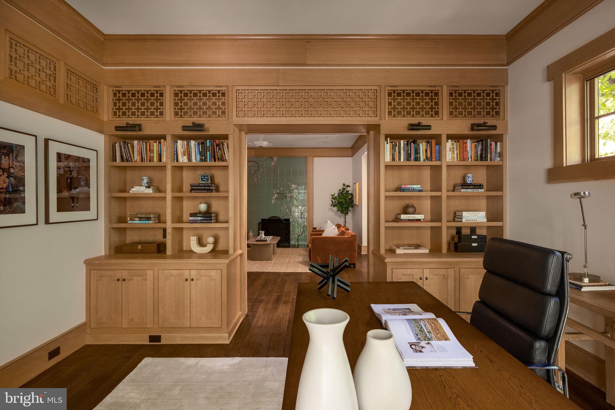 PHILLIPS PARK - Residential