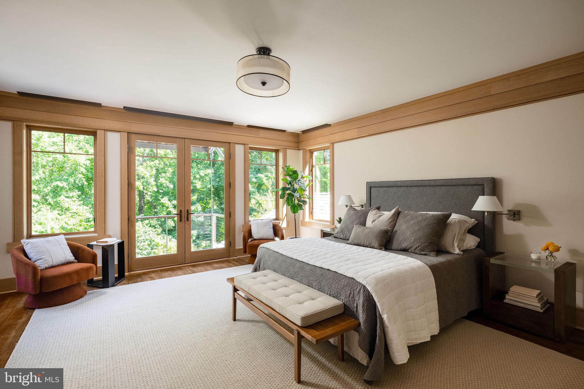 PHILLIPS PARK - Residential