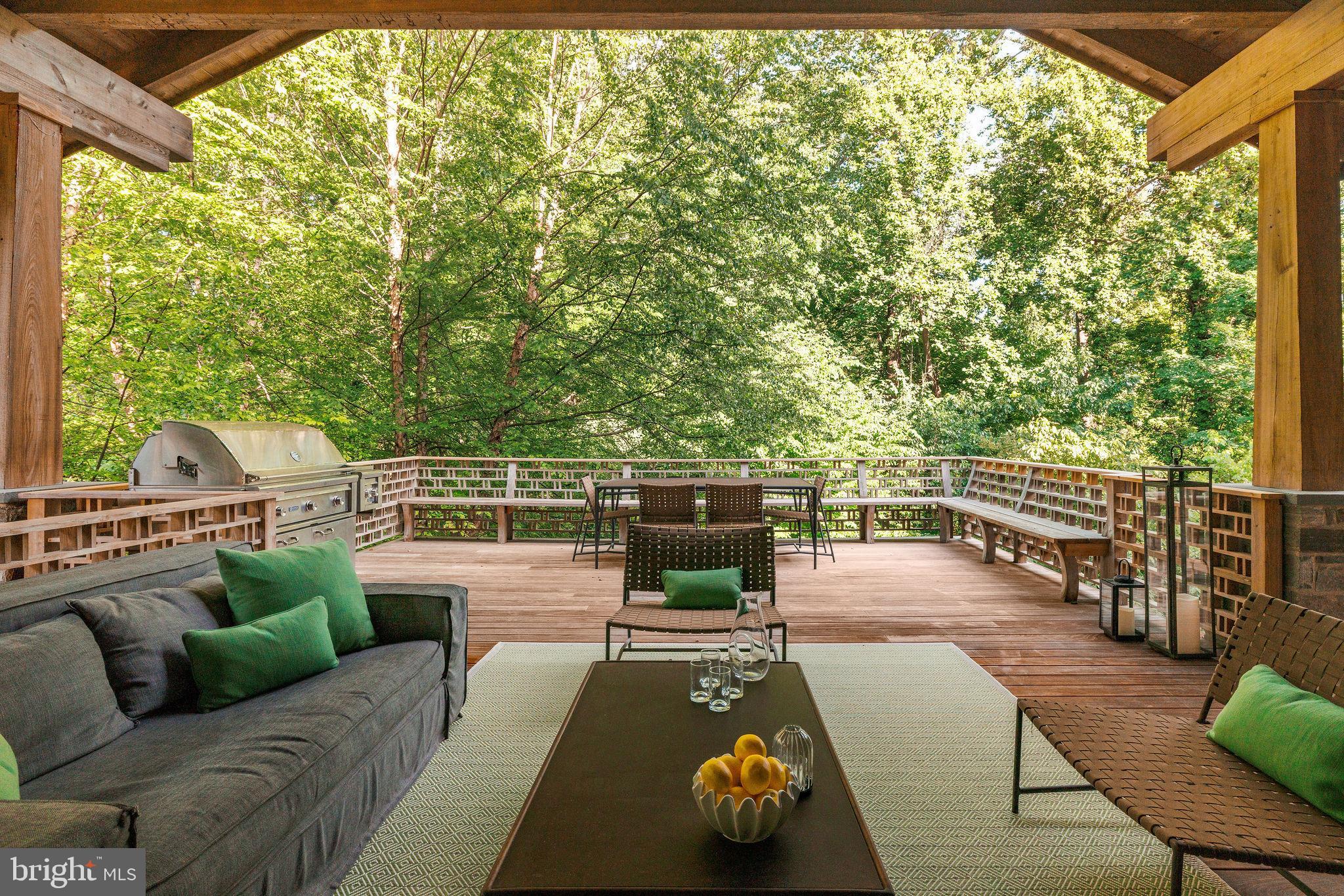 PHILLIPS PARK - Residential