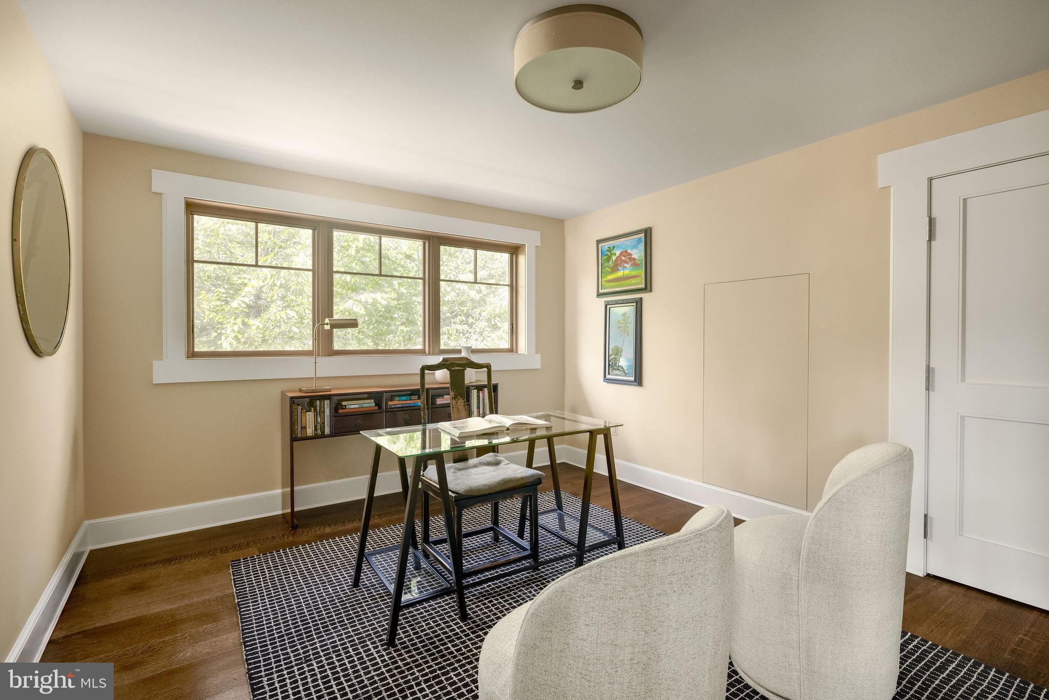PHILLIPS PARK - Residential