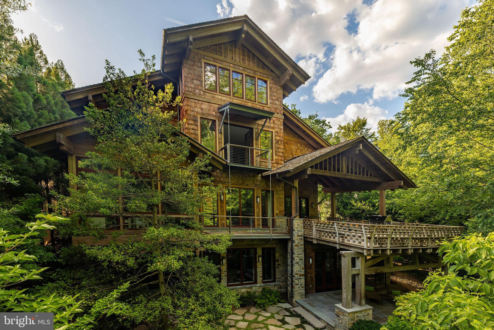 PHILLIPS PARK - Residential