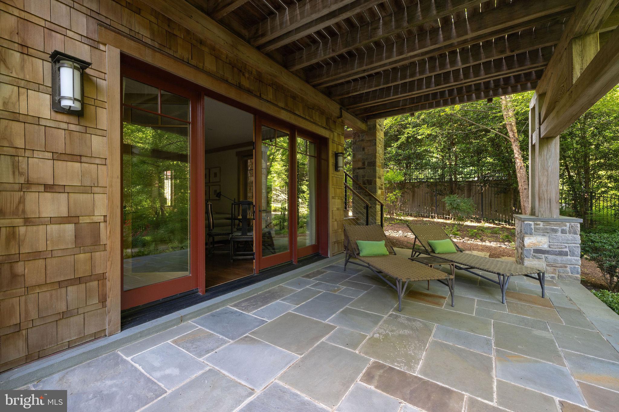 PHILLIPS PARK - Residential