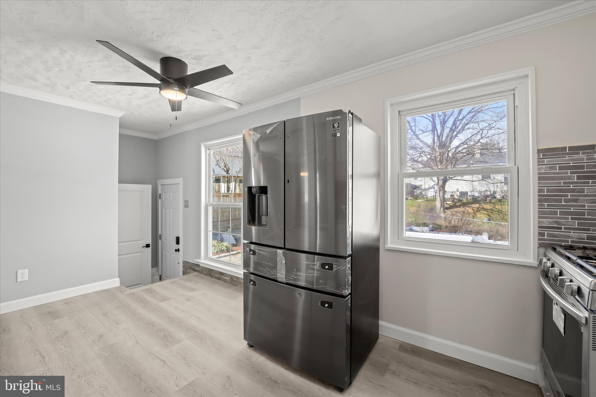 HYATTSVILLE - Residential