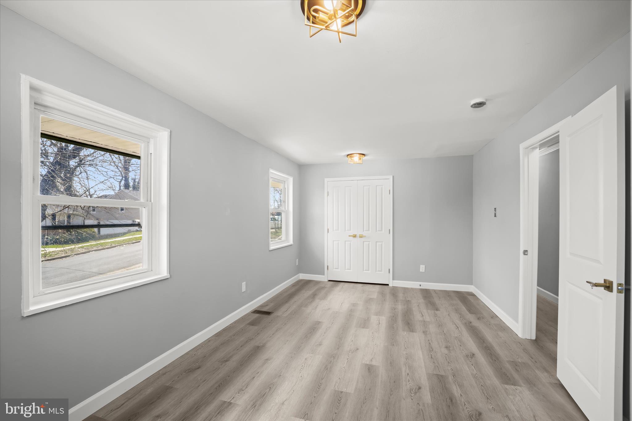 HYATTSVILLE - Residential